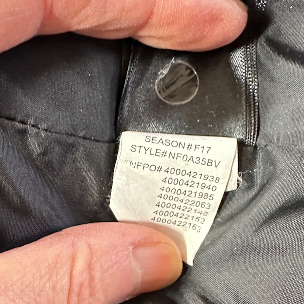 The North Face Women's RARE Blue Down Parka with Hood - Picture 9 of 9